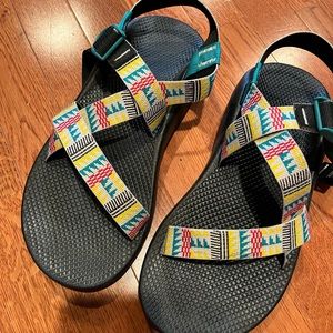 Mens Custom Chacos